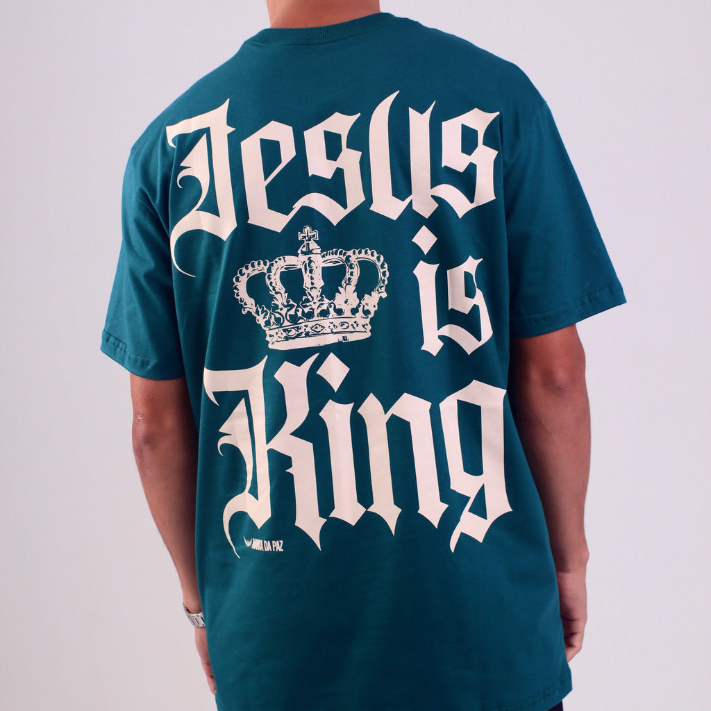 T-shirt Jesus is King