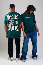 T-shirt Jesus is King