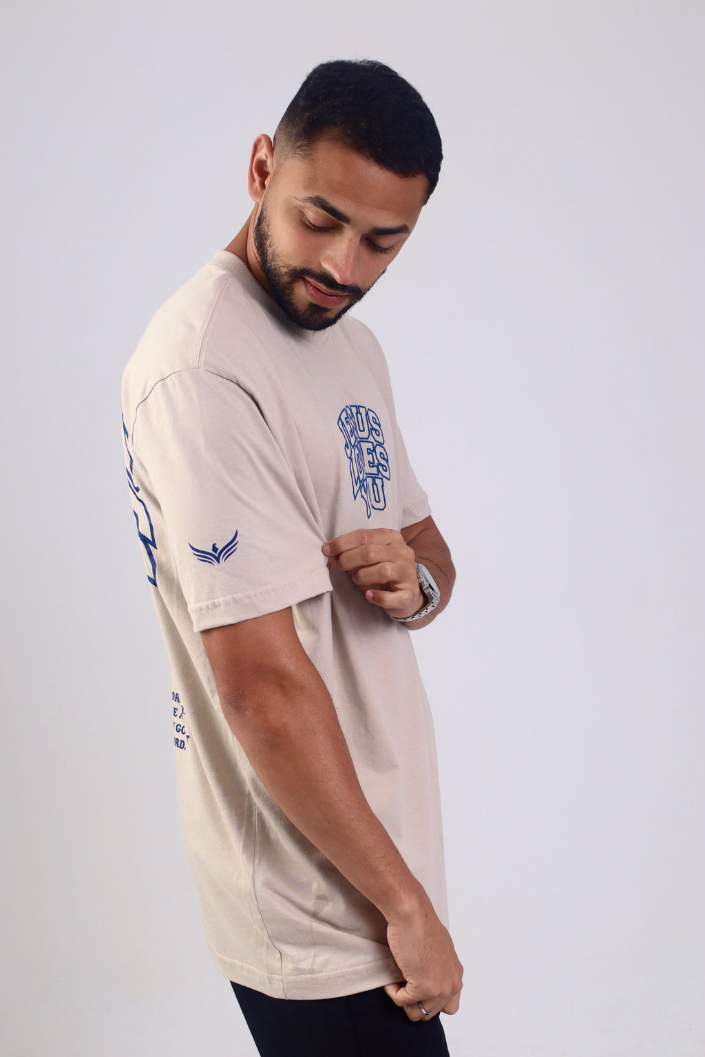 T-shirt Jesus Loves You