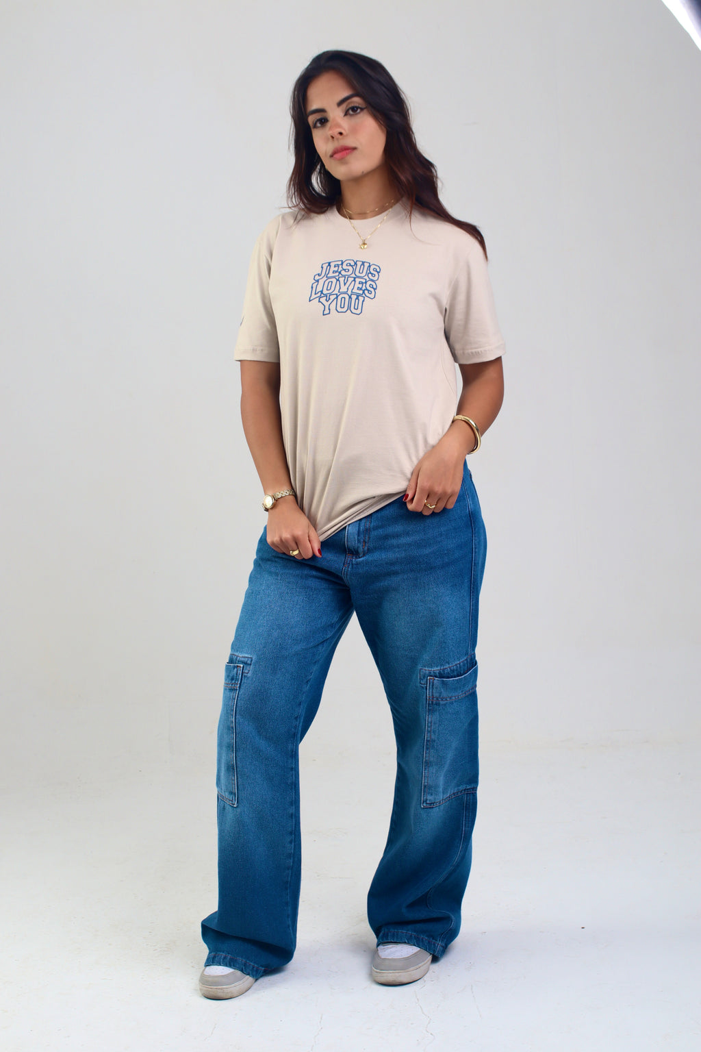 T-shirt Jesus Loves You