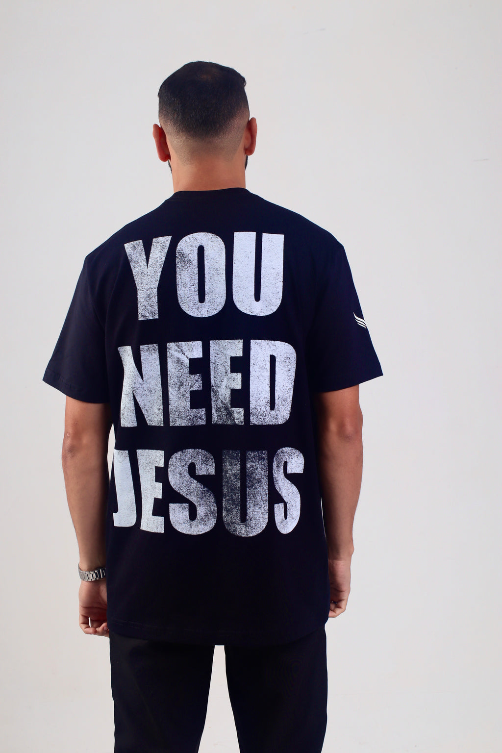 T-shirt Preta You need Jesus