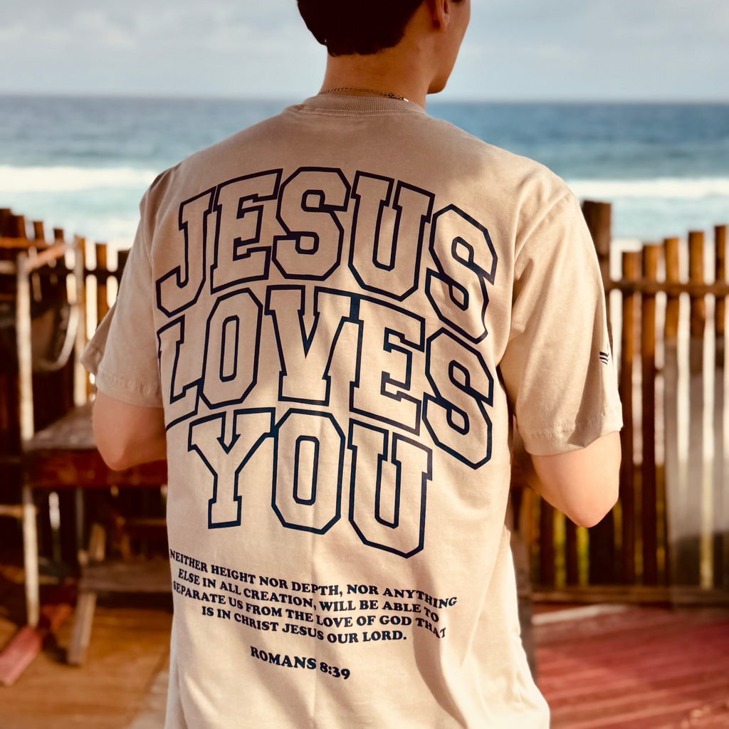 T-shirt Jesus Loves You